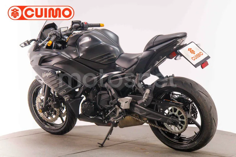 Kawasaki Ninja 650 - Vista 6