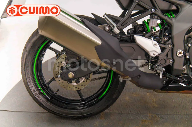 Kawasaki Ninja ZX-4RR - Vista 17