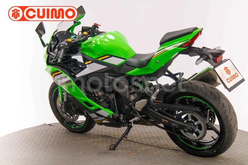 Kawasaki Ninja ZX-4RR - Vista 6