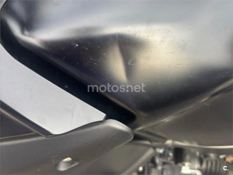 Yamaha XT1200ZE Super Ténéré - Vista 5