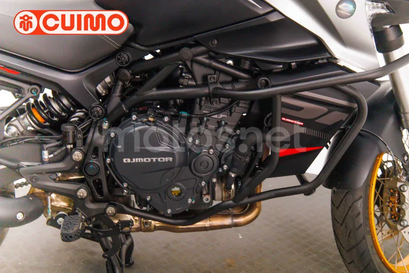 QJ Motor SRT 900 SX - Vista 21