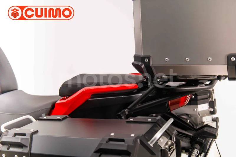QJ Motor SRT 900 SX - Vista 26