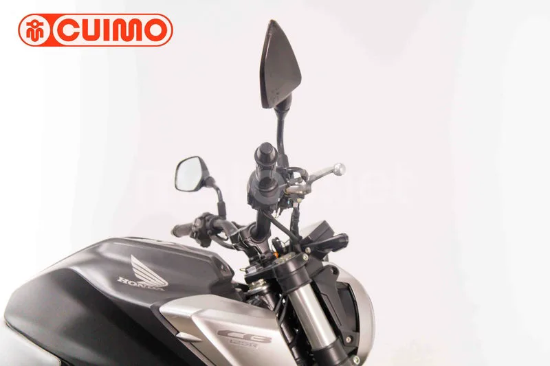 Honda CB125R - Vista 13