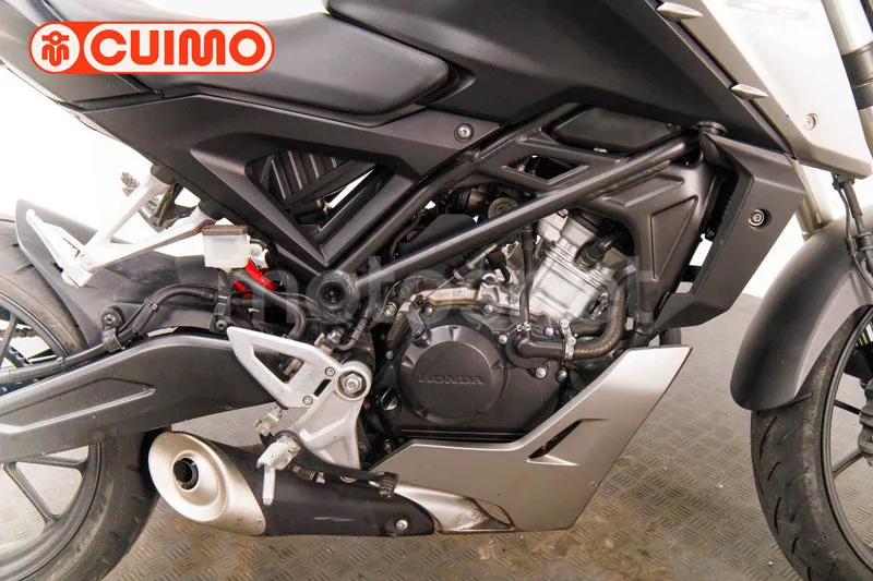 Honda CB125R - Vista 15