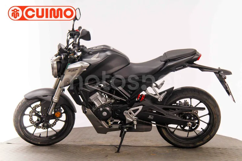 Honda CB125R - Vista 8