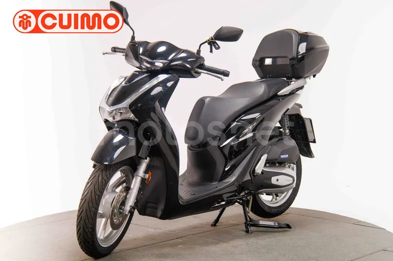 Honda SH125i - Vista 9