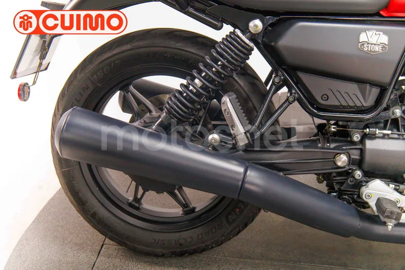 Moto Guzzi V7 - Vista 16