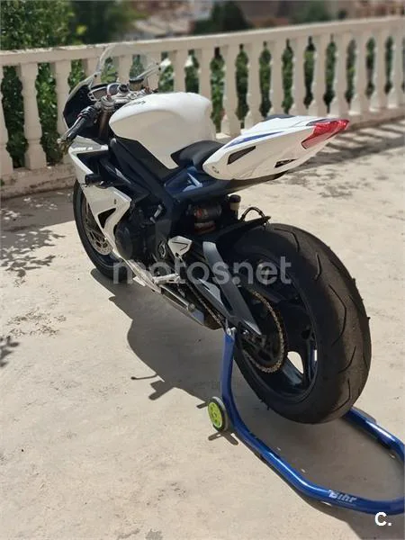 Triumph Daytona 675 - Vista 4