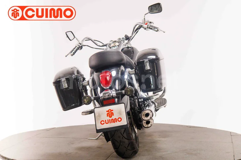 Kawasaki VN900 Classic - Vista 5
