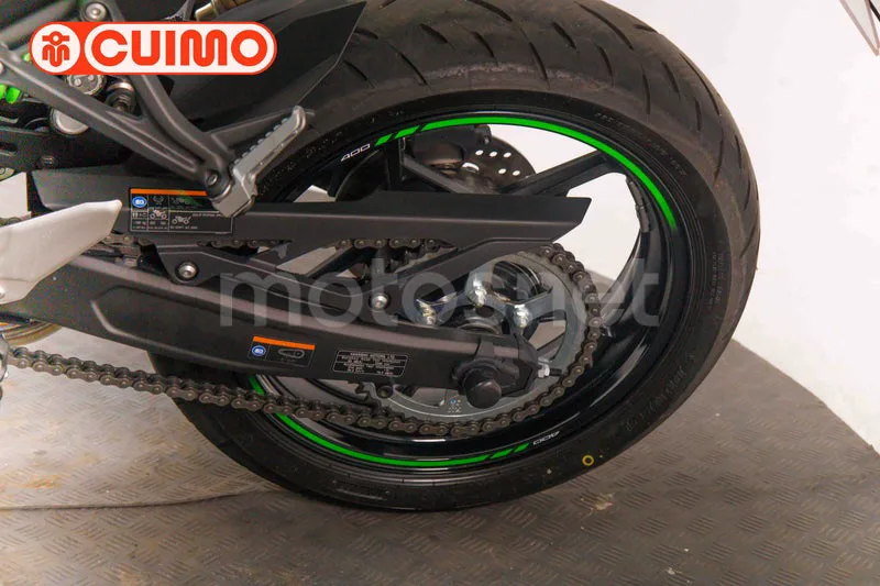 Kawasaki Ninja ZX-4RR - Vista 24