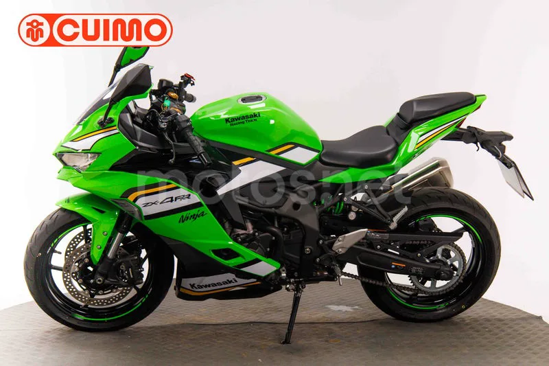 Kawasaki Ninja ZX-4RR - Vista 8