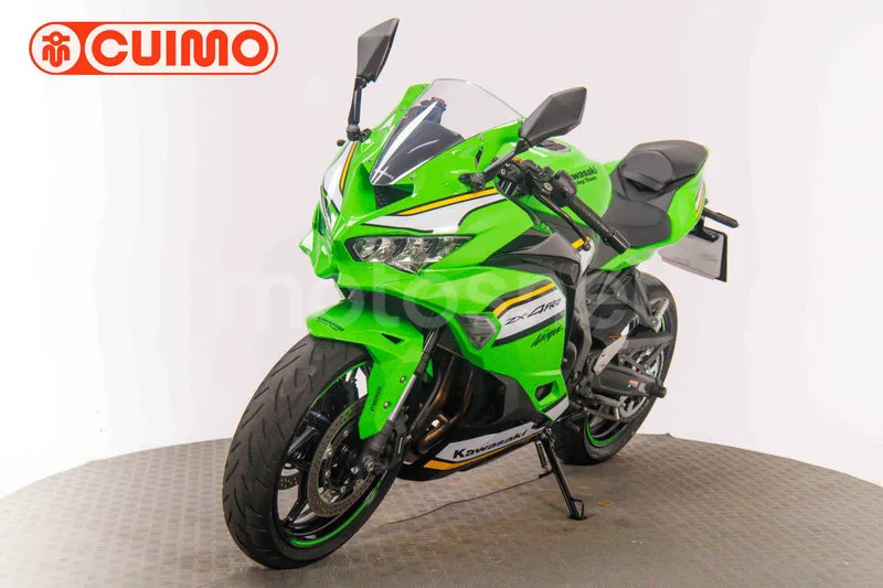 Kawasaki Ninja ZX-4RR - Vista 9