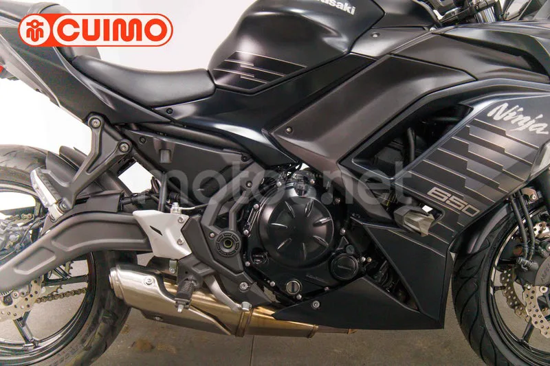 Kawasaki Ninja 650 - Vista 15
