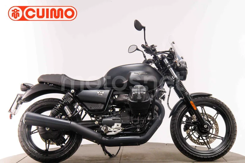 Moto Guzzi V7 - Vista 3