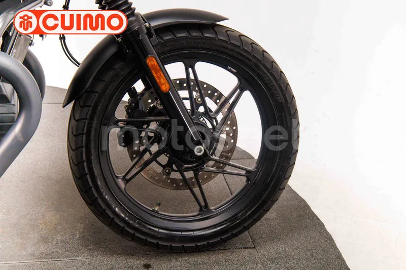 Moto Guzzi V7 - Vista 27