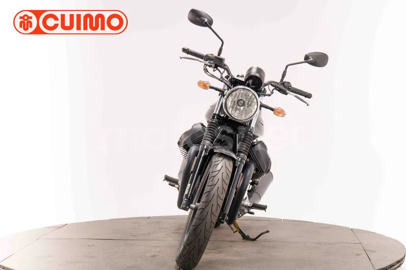 Moto Guzzi V7 III - Vista 10