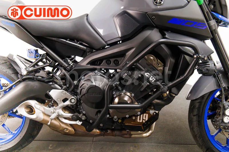Yamaha MT-09 - Vista 15