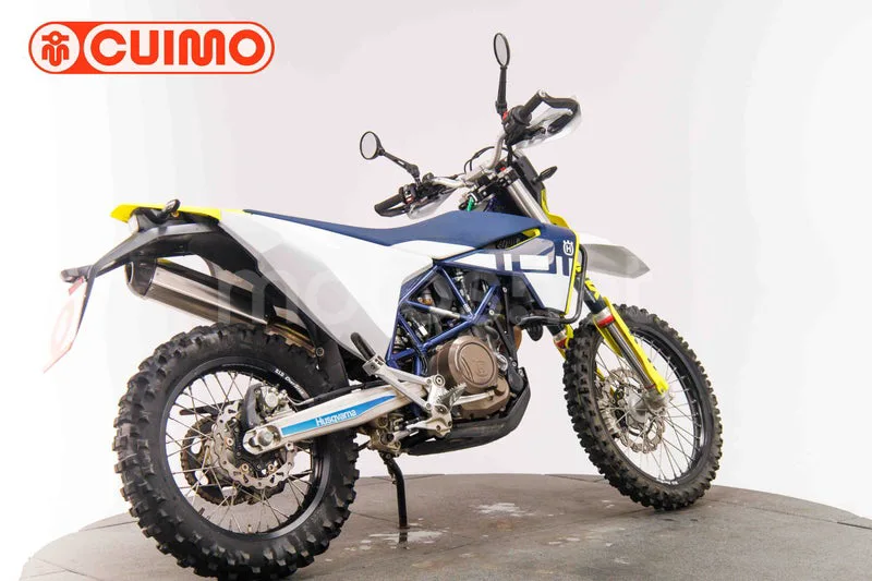 Husqvarna 701 Enduro - Vista 4