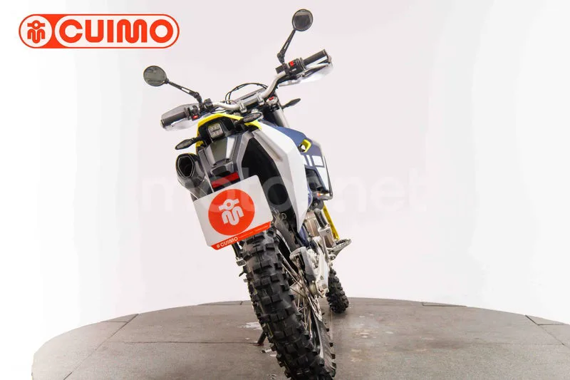 Husqvarna 701 Enduro - Vista 6