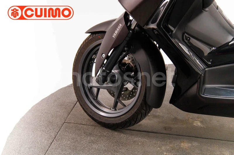 Yamaha XMAX 300 - Vista 22