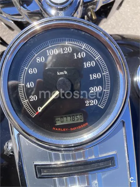 Harley-Davidson Road King - Vista 3