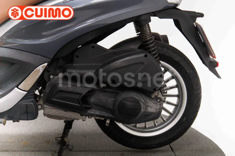 Piaggio Beverly 300 - Vista 18