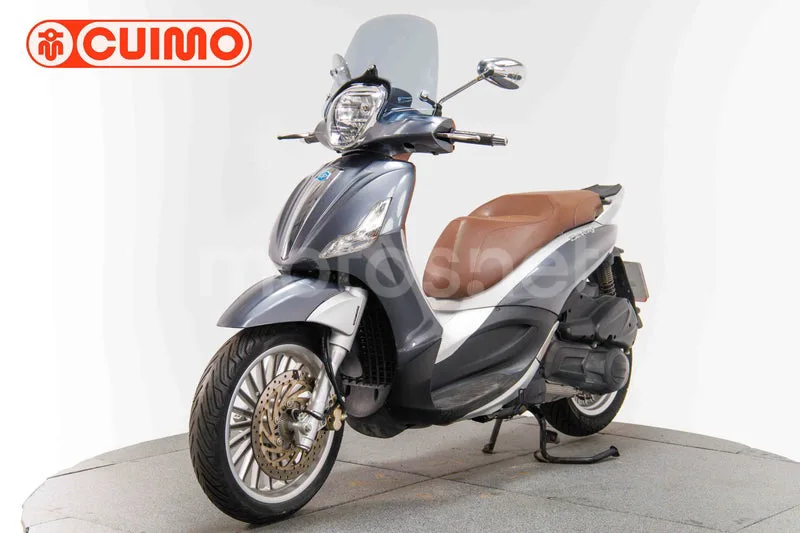 Piaggio Beverly 300 - Vista 9