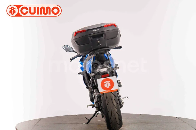 Suzuki GSX-8R - Vista 5