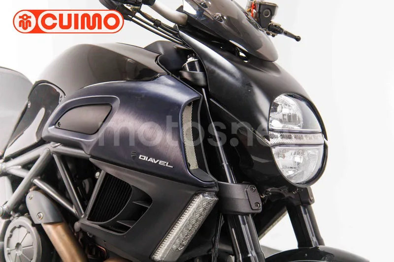 Ducati Diavel - Vista 11