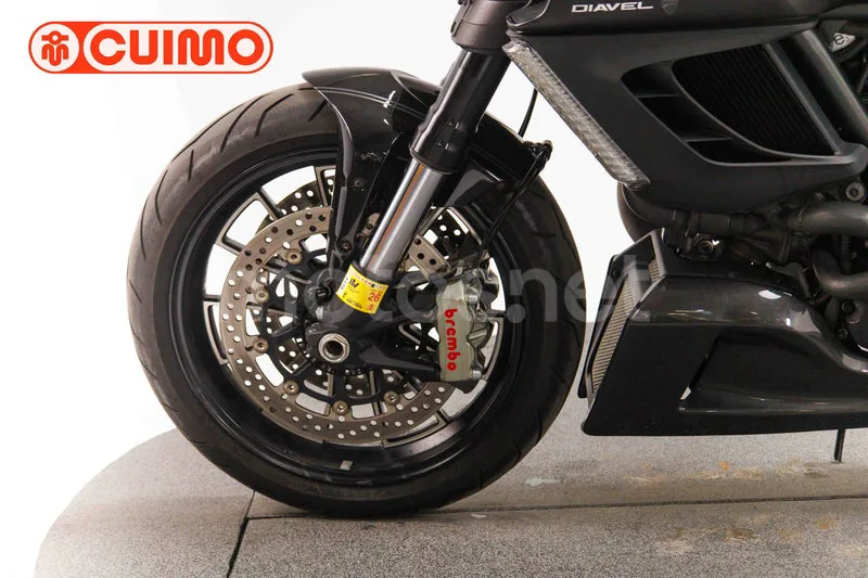 Ducati Diavel - Vista 21