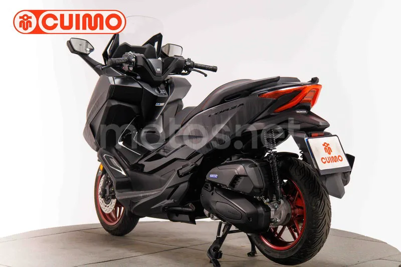 Honda Forza 125 - Vista 6