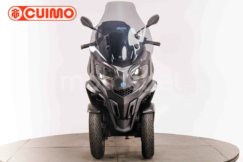 Piaggio MP3 530 Exclusive - Vista 10