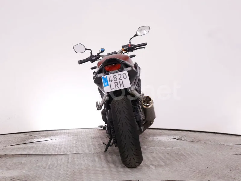 Honda CB650R - Vista 6