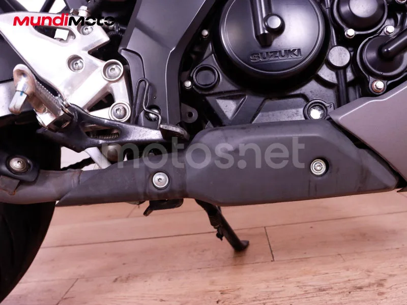 Suzuki GSX-S125 - Vista 15