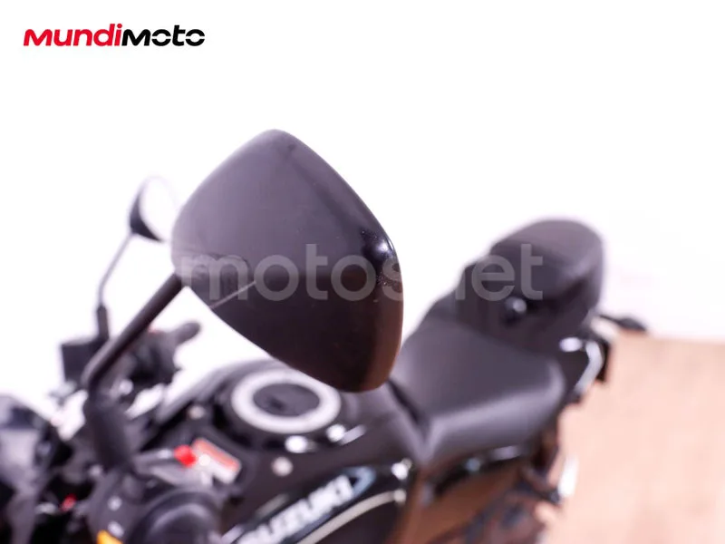 Suzuki GSX-S125 - Vista 22