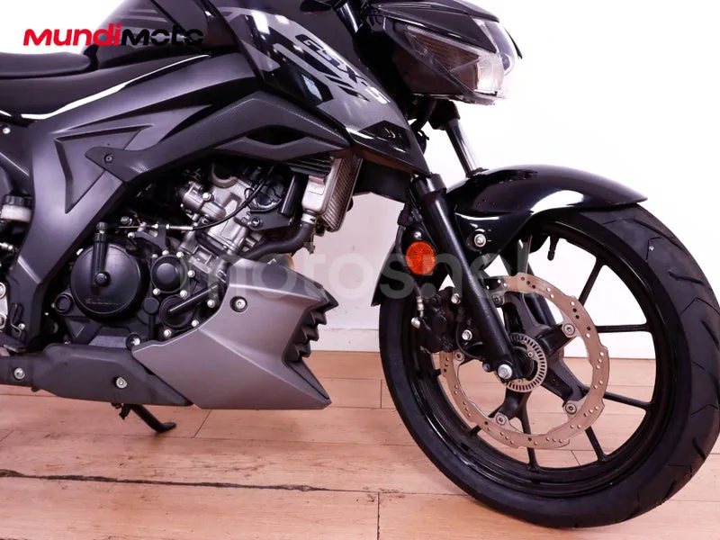 Suzuki GSX-S125 - Vista 44
