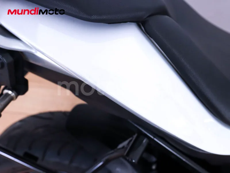 BMW S 1000 XR - Vista 17