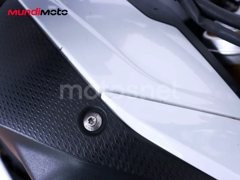 BMW S 1000 XR - Vista 24