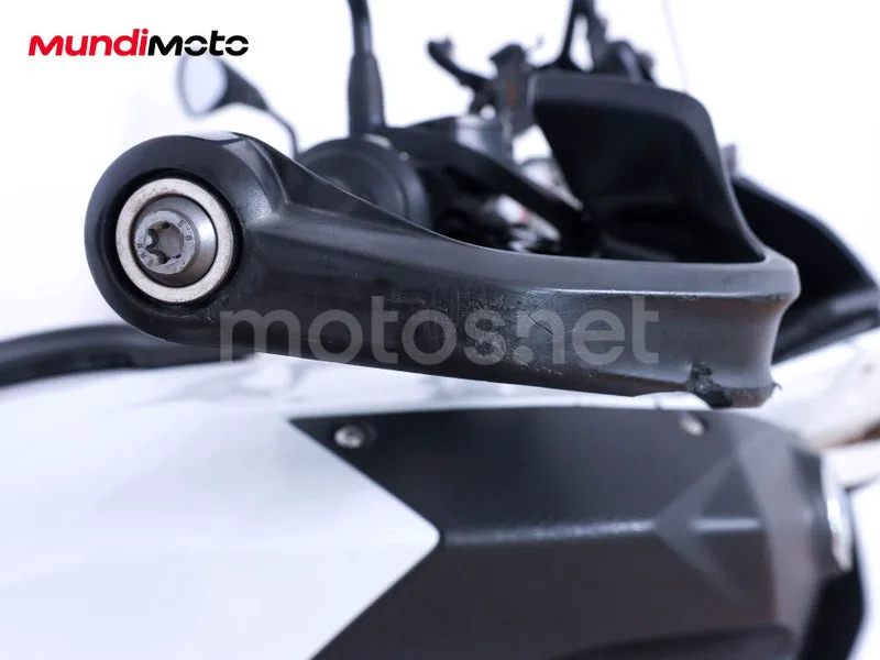 BMW S 1000 XR - Vista 64