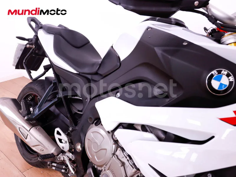 BMW S 1000 XR - Vista 70