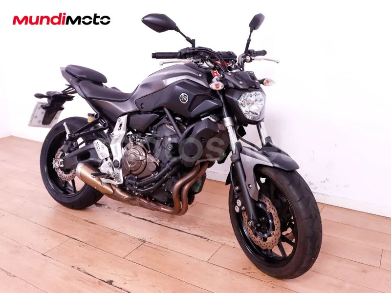 Yamaha MT-07 4499 € 2014 Barcelona - 2