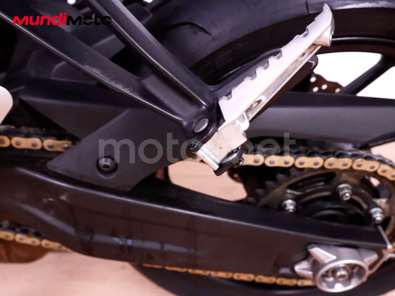 Yamaha MT-07 - Vista 15