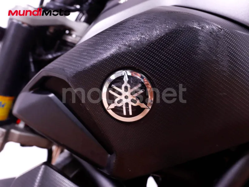Yamaha MT-07 - Vista 21