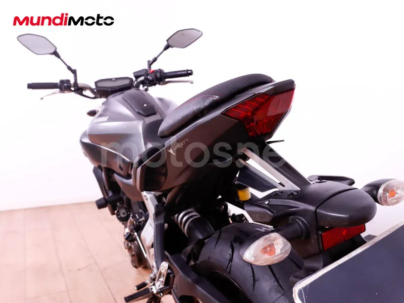 Yamaha MT-07 - Vista 9