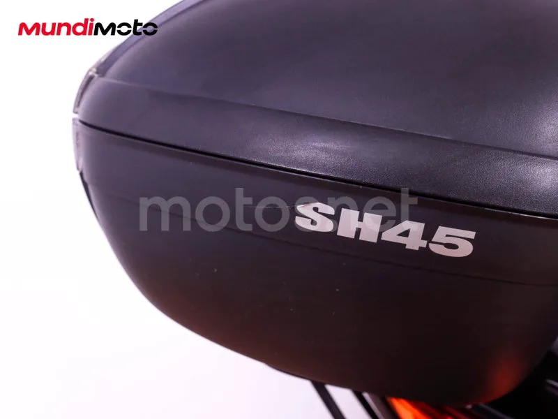 Yamaha XMAX 125 - Vista 14