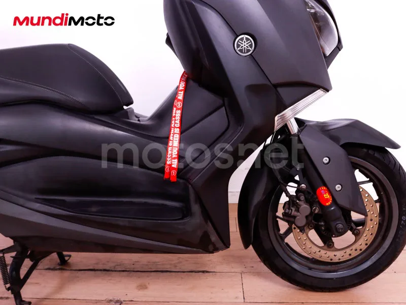 Yamaha XMAX 125 - Vista 23