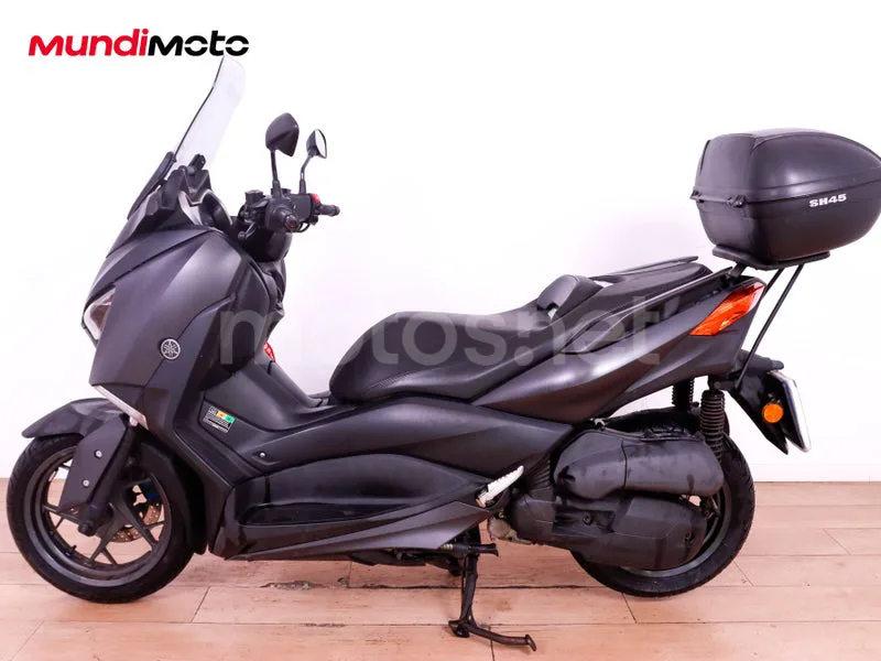 Yamaha XMAX 125 - Vista 6