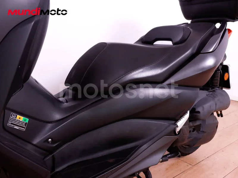 Yamaha XMAX 125 - Vista 10