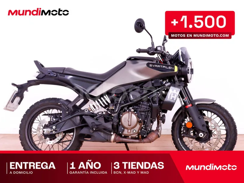Husqvarna Svartpilen 401 3399 € 2024 Barcelona - 1
