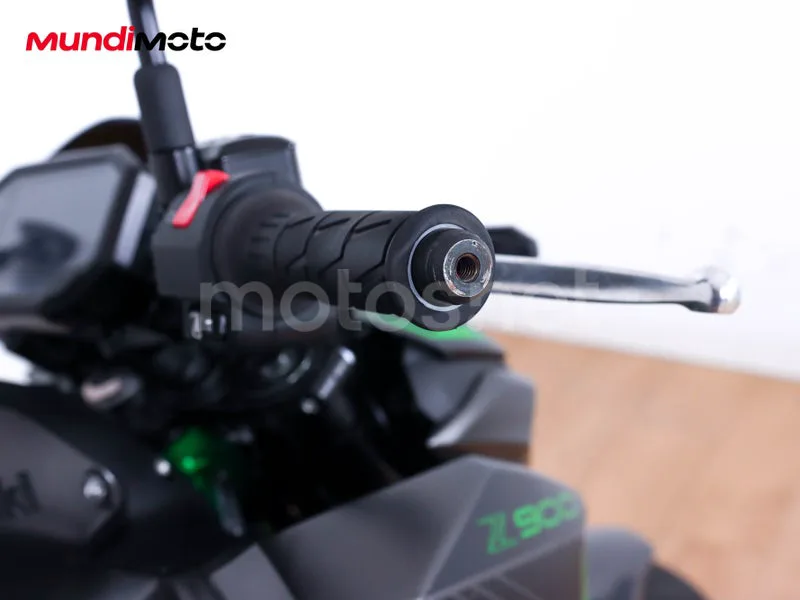 Kawasaki Z900 - Vista 25